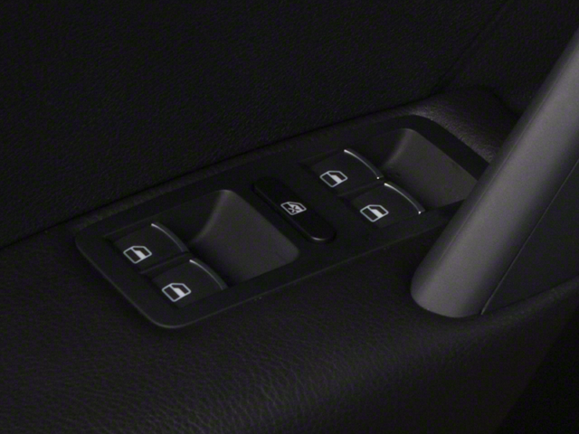 2013 Volkswagen Passat TDI SE w/Sunroof