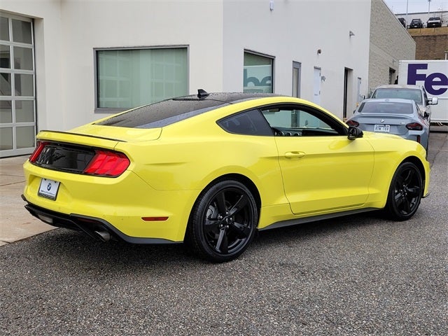 2021 Ford Mustang EcoBoost