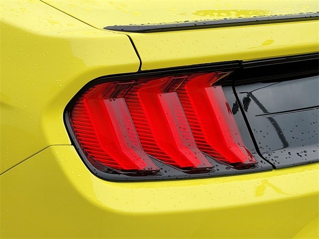 2021 Ford Mustang EcoBoost
