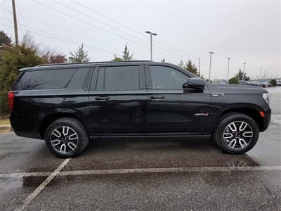 2024 GMC Yukon XL AT4
