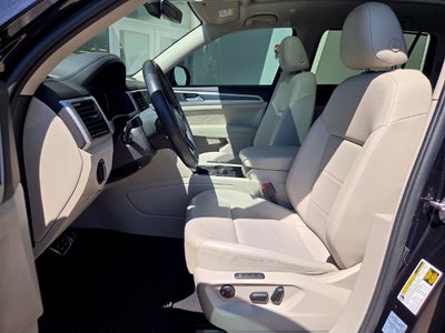 2022 Volkswagen Atlas 3.6L V6 SEL R-Line