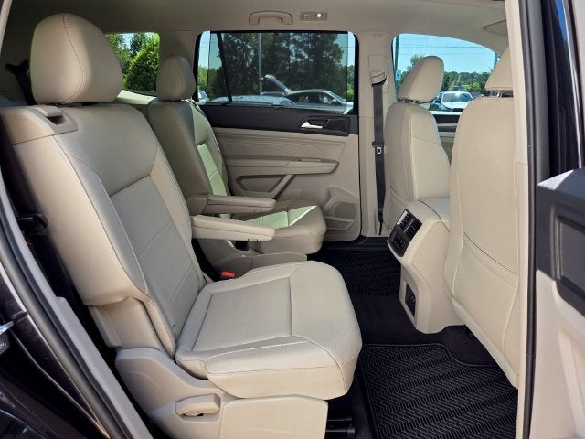 2022 Volkswagen Atlas 3.6L V6 SEL R-Line