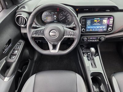 2022 Nissan Kicks SR