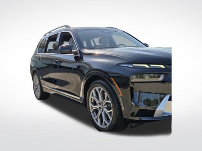 2025 BMW X7 xDrive40i