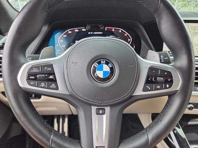 2021 BMW X7 M50i