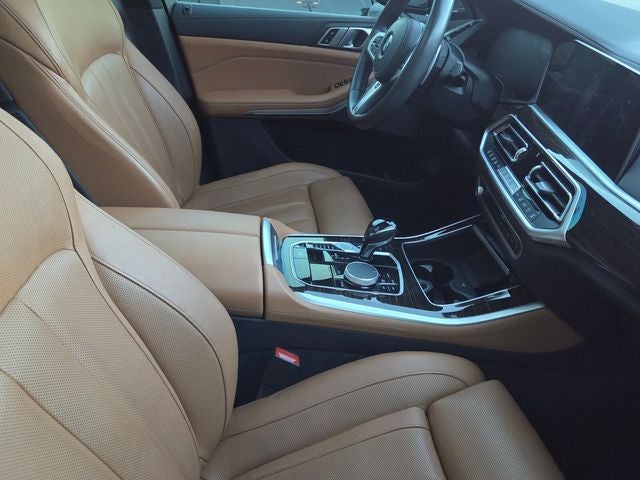 2022 BMW X5 M50i