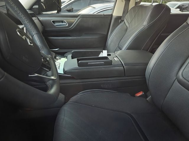 2025 INFINITI QX80 LUXE