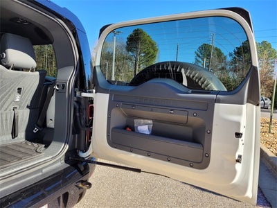 2023 Land Rover Defender 130 X-Dynamic SE