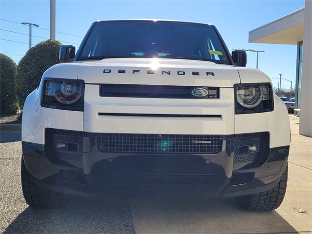 2023 Land Rover Defender 130 X-Dynamic SE