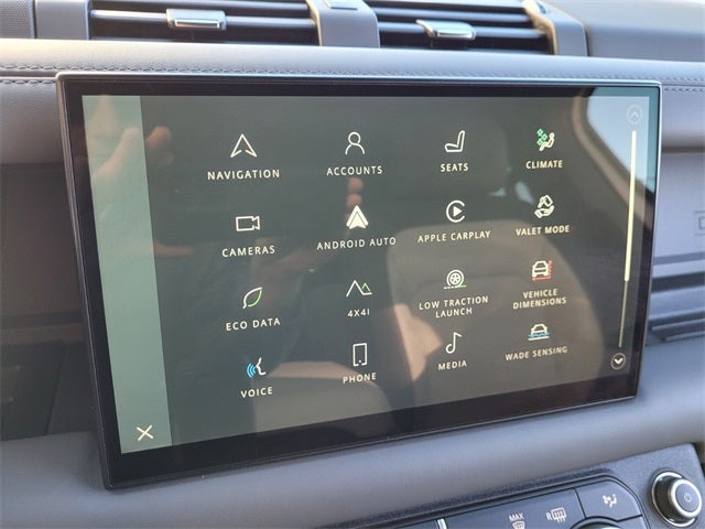 2023 Land Rover Defender 130 X-Dynamic SE