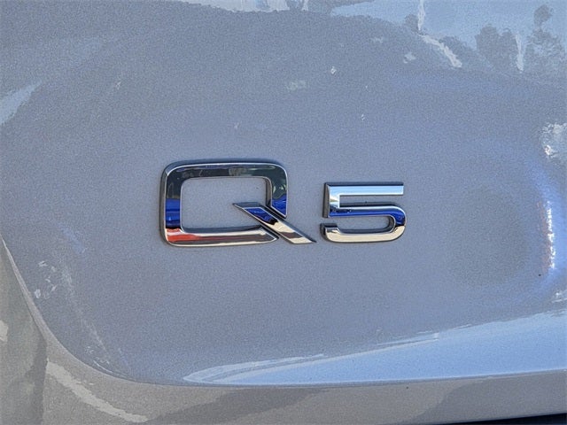 2023 Audi Q5 40 Premium quattro