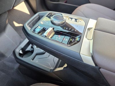 2024 BMW iX xDrive50