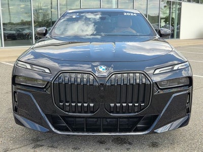 2024 BMW 7 Series 740i M Sport