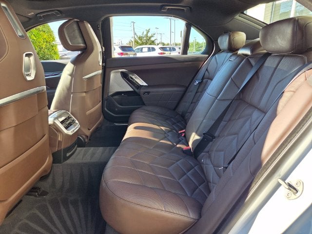 2024 BMW 7 Series 760i xDrive