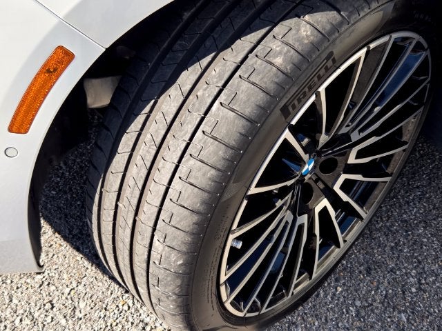 2024 BMW 7 Series 760i xDrive
