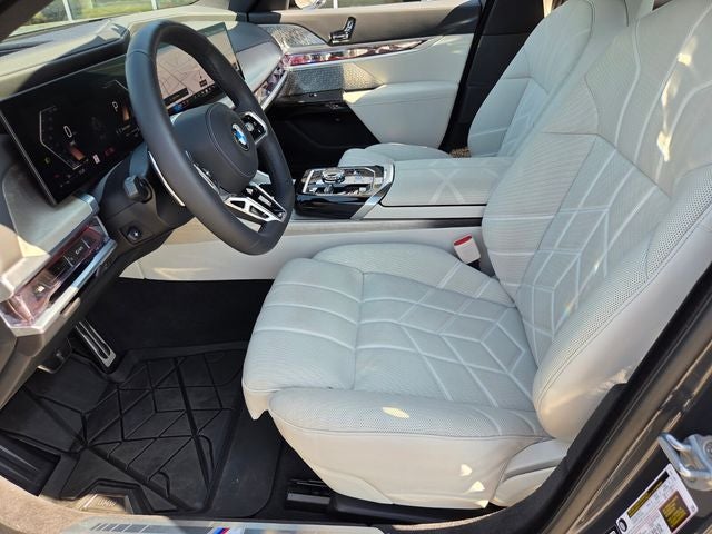 2025 BMW 7 Series 760i xDrive