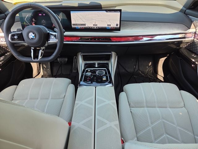 2025 BMW 7 Series 760i xDrive