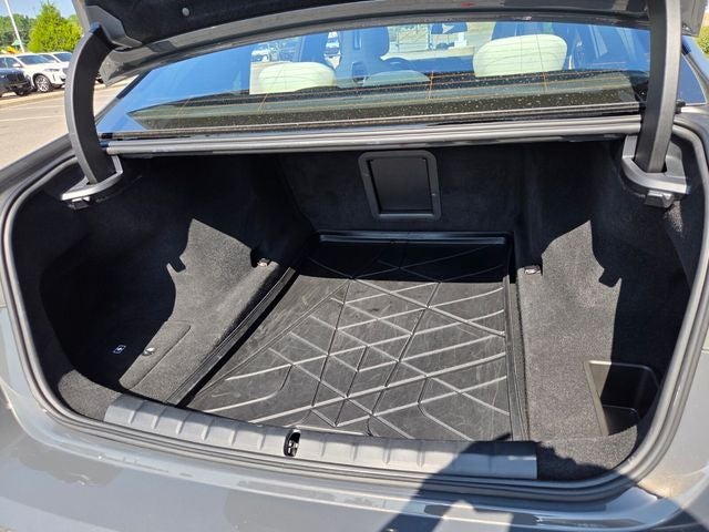 2025 BMW 7 Series 760i xDrive