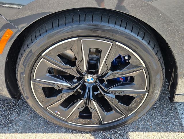 2025 BMW 7 Series 760i xDrive