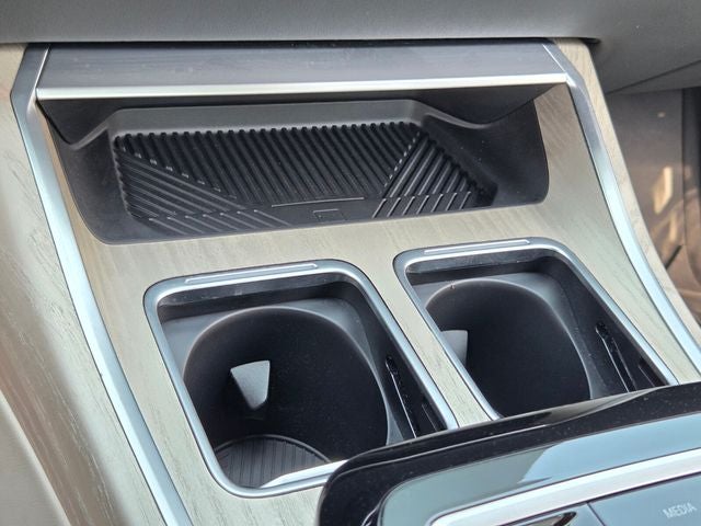 2025 BMW 7 Series 760i xDrive