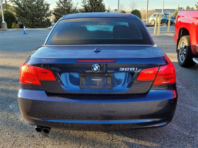 2011 BMW 3 Series 328i
