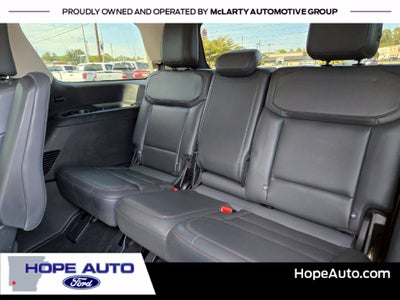 2025 Ford Expedition Active