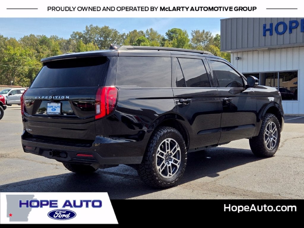 2025 Ford Expedition Active