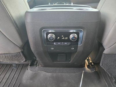 2022 GMC Yukon SLE