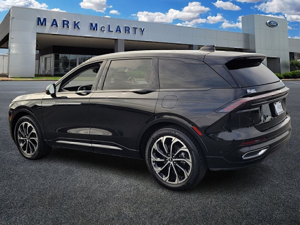 2024 Lincoln Nautilus Reserve