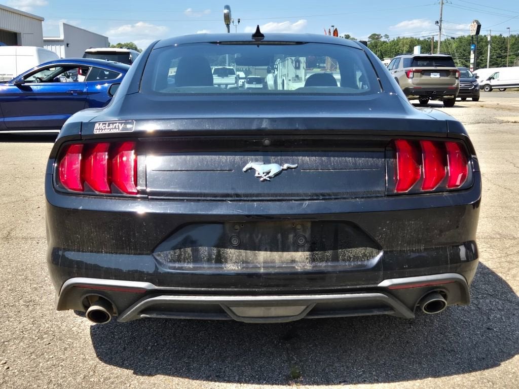 2022 Ford Mustang EcoBoost