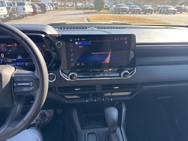 2024 Chevrolet Colorado WT