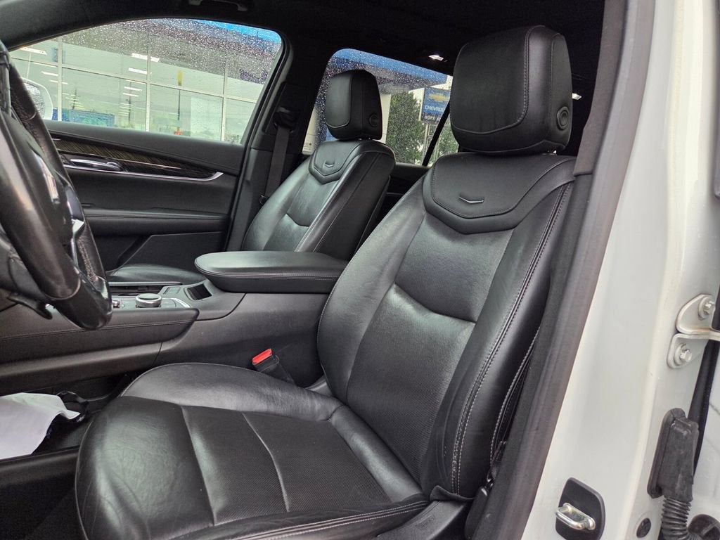 2020 Cadillac XT6 FWD Premium Luxury