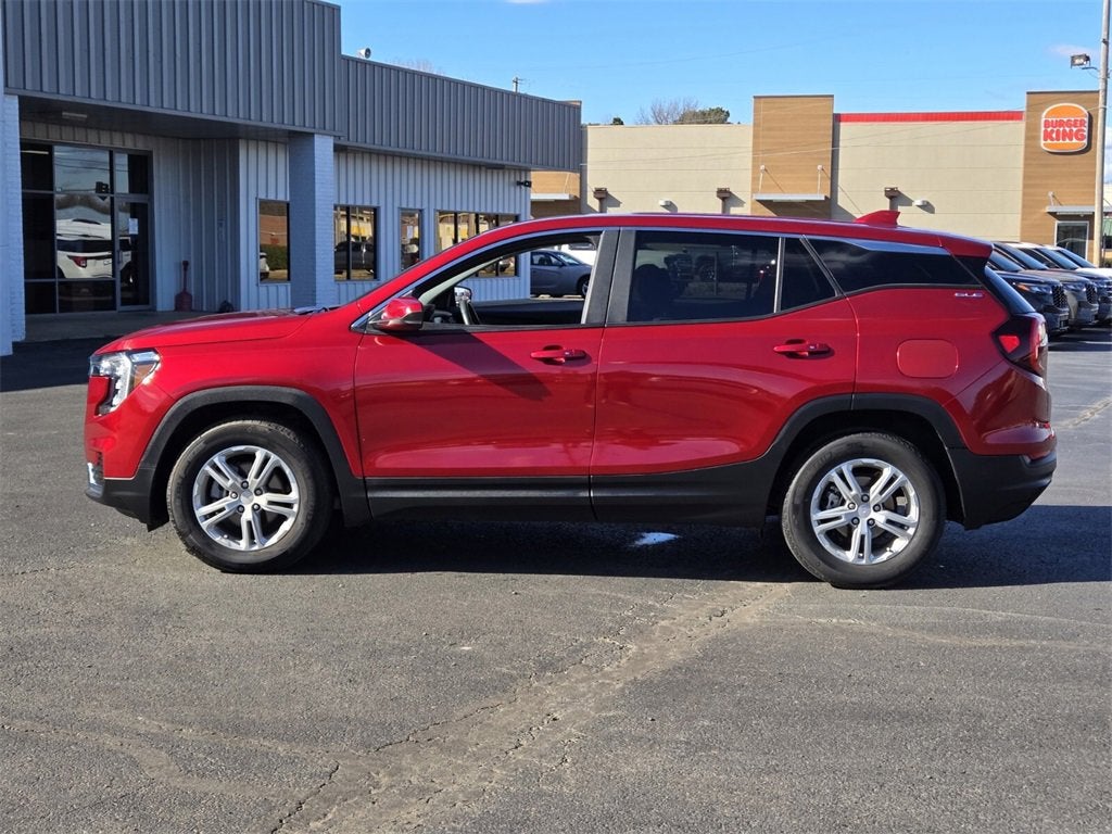 2023 GMC Terrain SLE