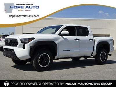 2025 Toyota Tacoma 4WD SR