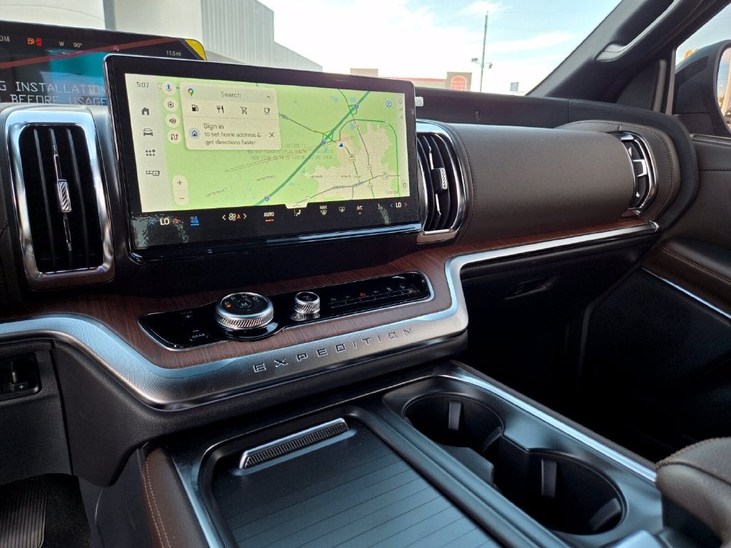 2027 Ford Expedition King Ranch