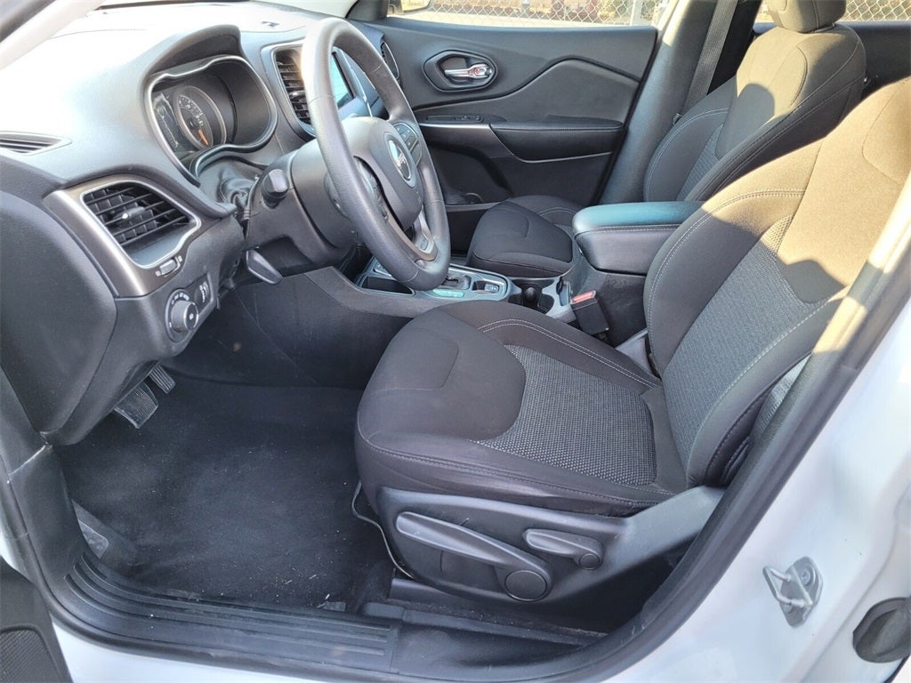 2019 Jeep Cherokee Latitude