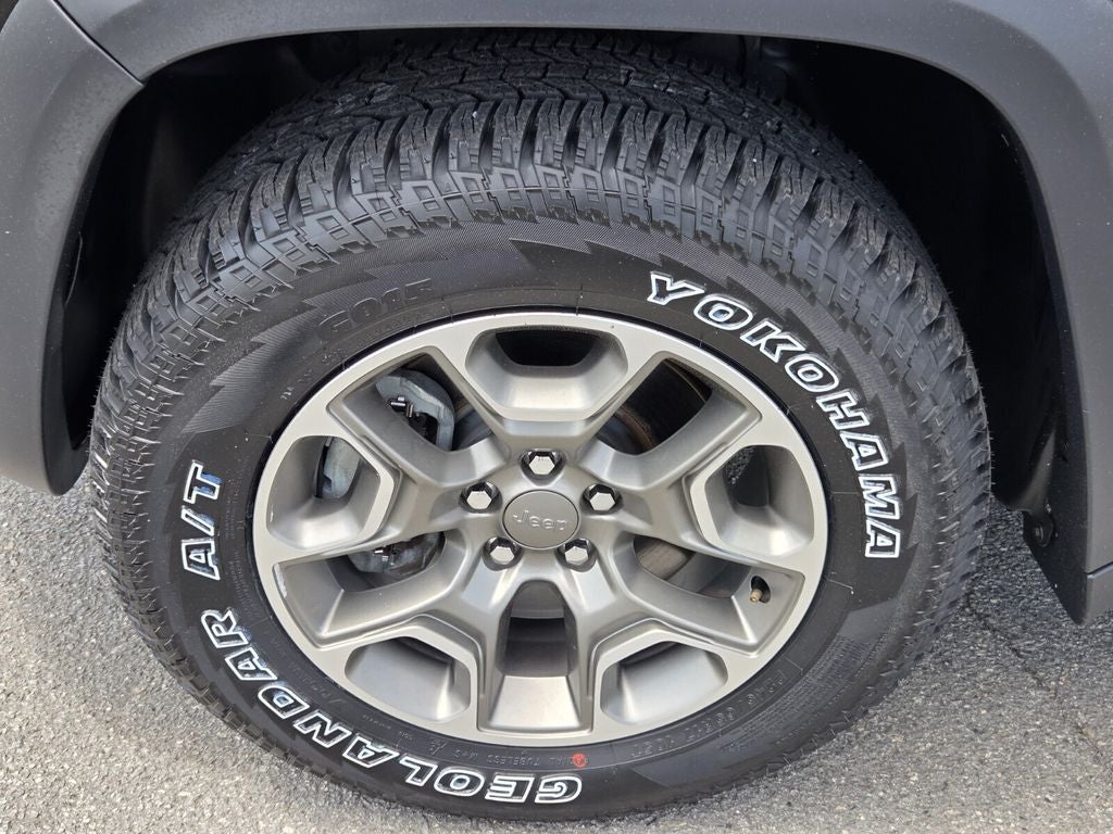 2020 Jeep Cherokee Trailhawk