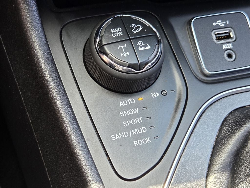 2020 Jeep Cherokee Trailhawk