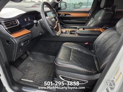 2022 Jeep Grand Wagoneer Series III