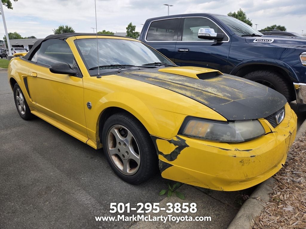 2004 Ford Mustang V6