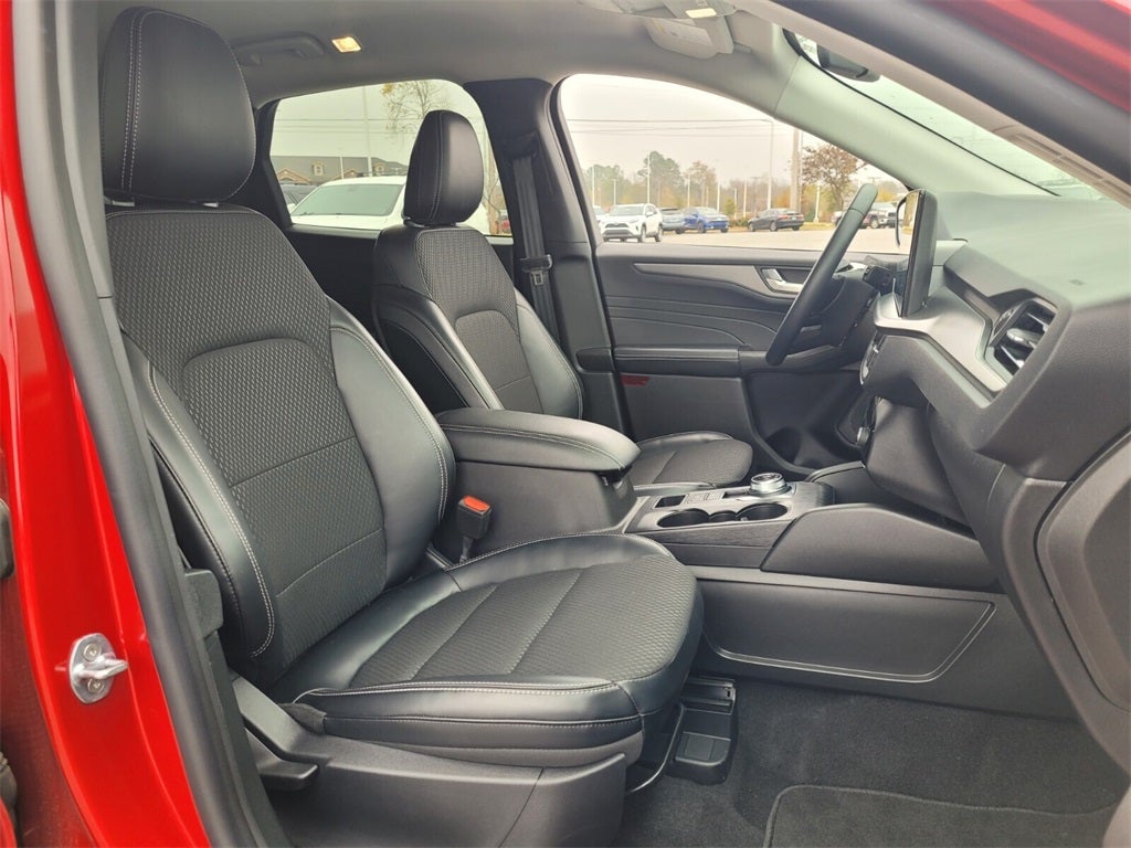 2025 Ford Escape Base