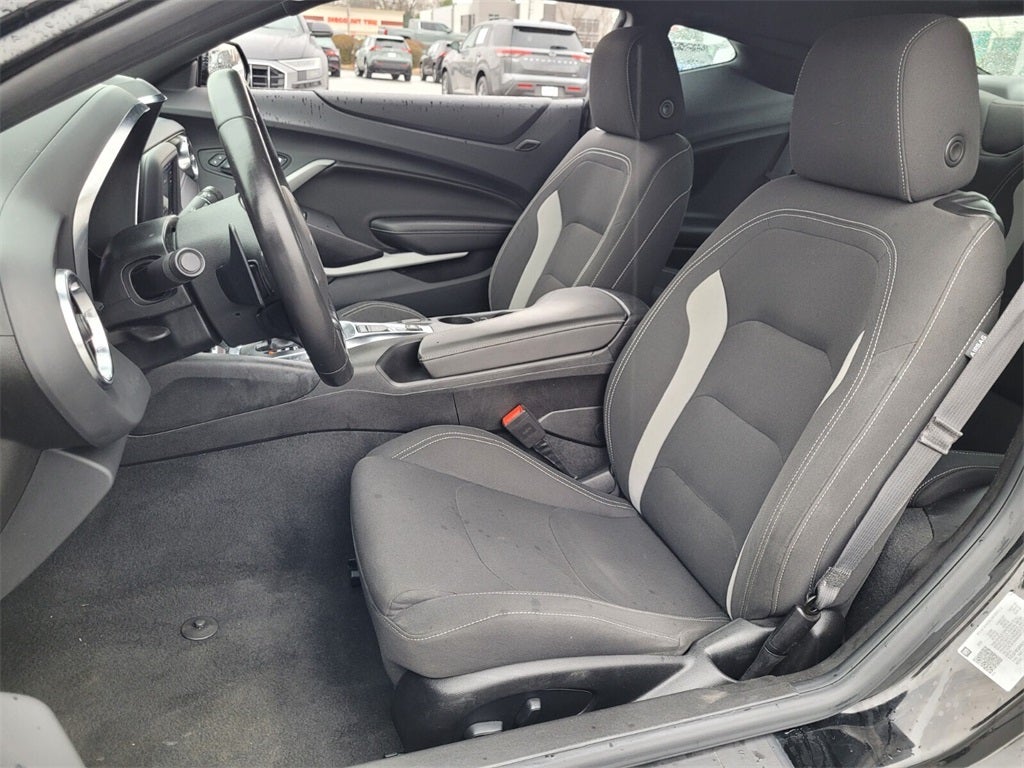 2022 Chevrolet Camaro 1LT