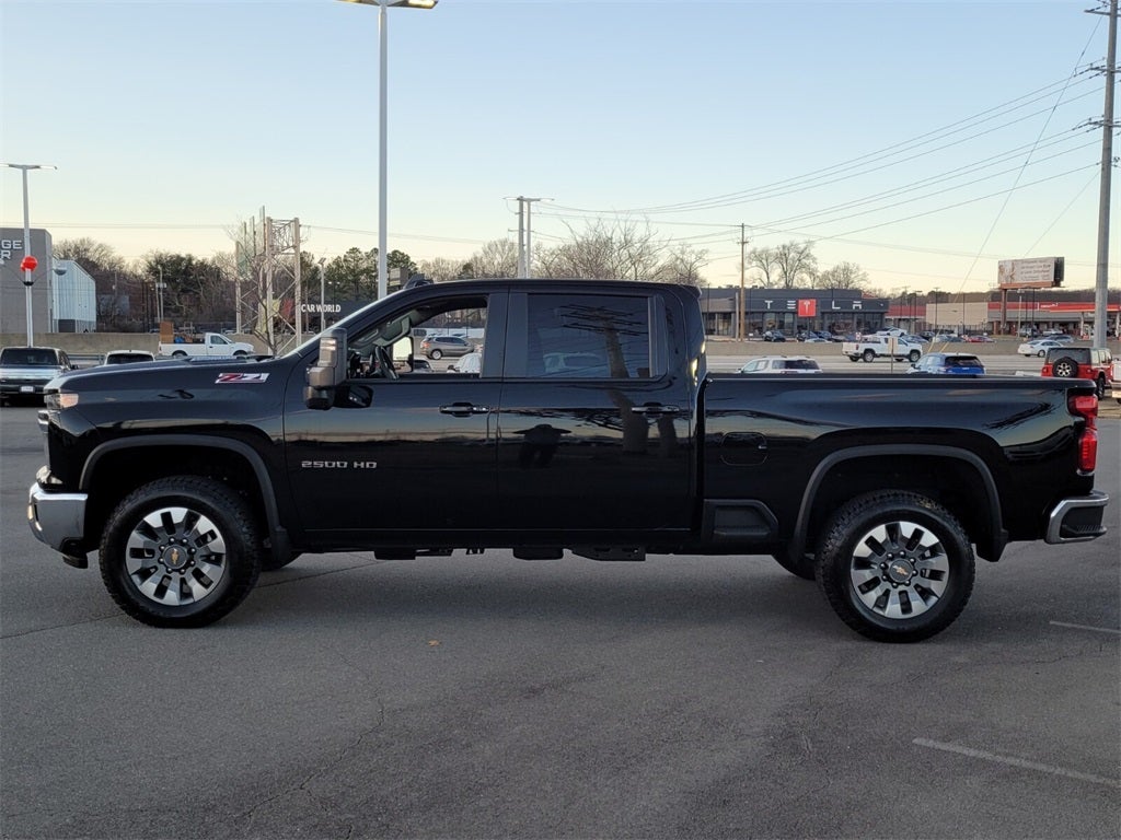2026 Chevrolet Silverado HD LT