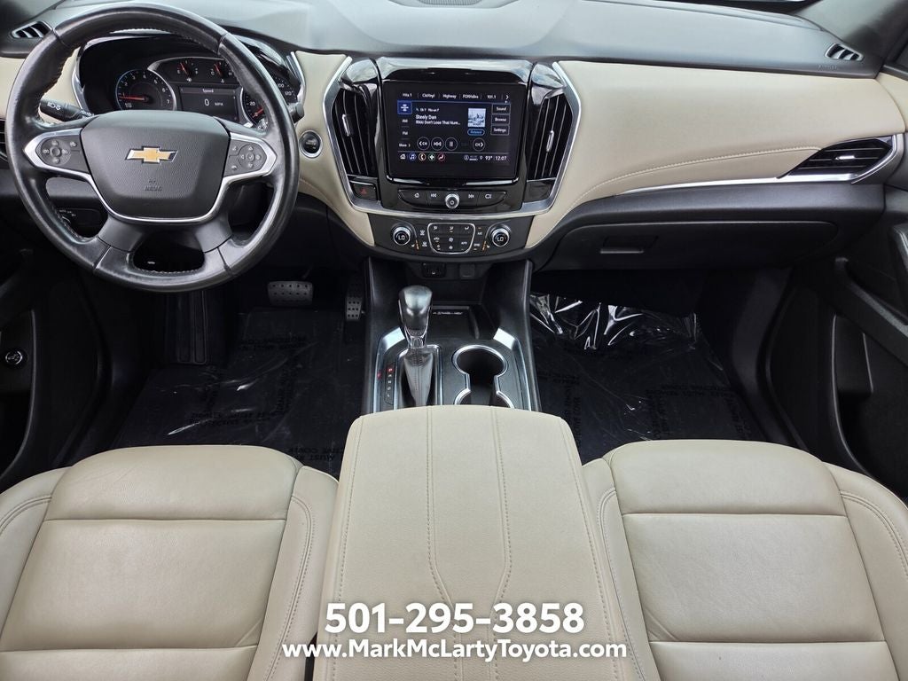 2022 Chevrolet Traverse LT Leather