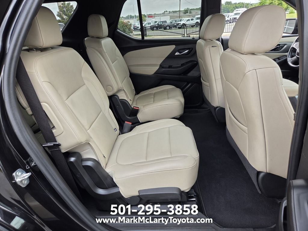 2022 Chevrolet Traverse LT Leather