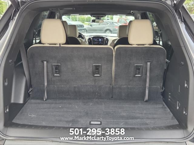 2022 Chevrolet Traverse LT Leather