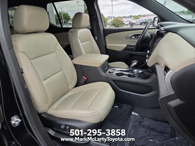 2022 Chevrolet Traverse LT Leather