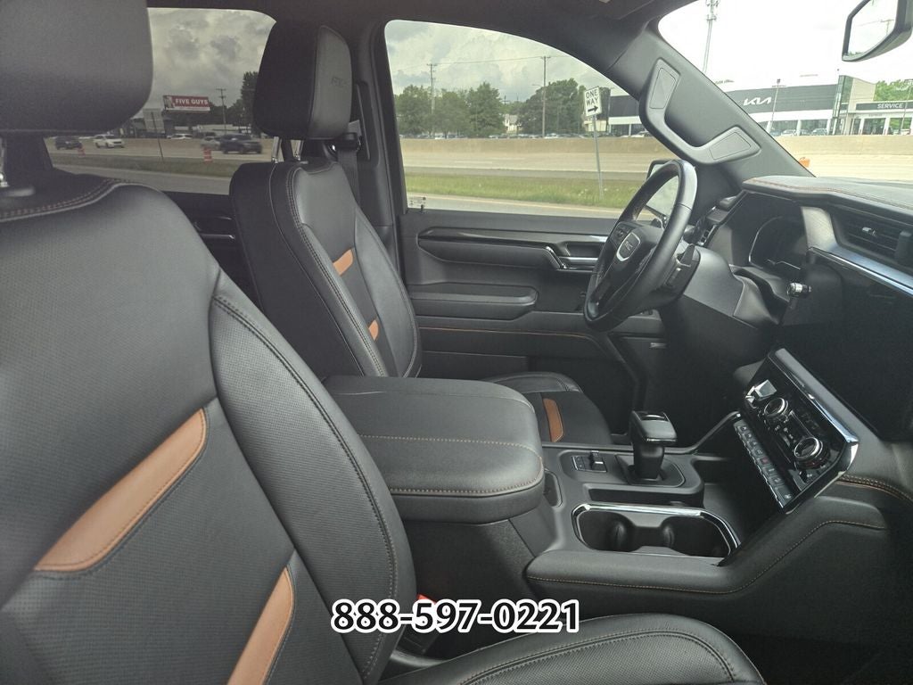 2023 GMC Sierra 1500 AT4