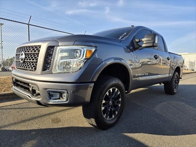 2019 Nissan Titan PRO-4X