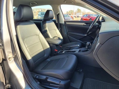 2020 Volkswagen Passat 2.0T SE